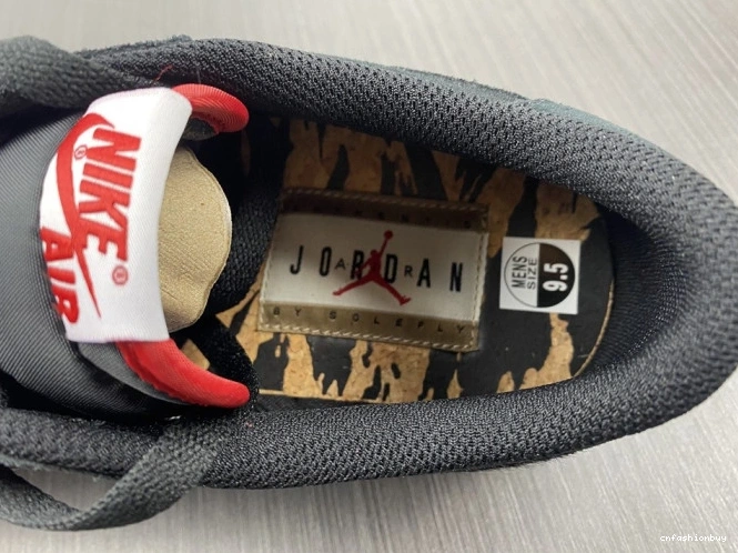 Air x Carnivore 1 SoleFly DN3400-001 Low Jordan 0810